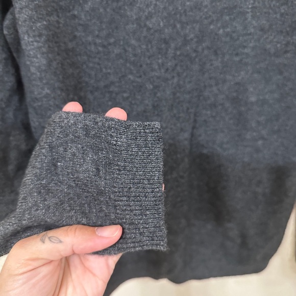 Cashmere Charter Club Crew Neck Sweater - Picture 4 of 5